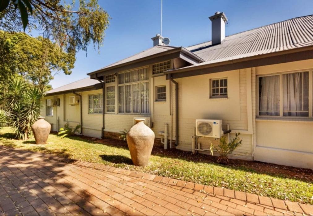 Triple9 Hatfield Guesthouse