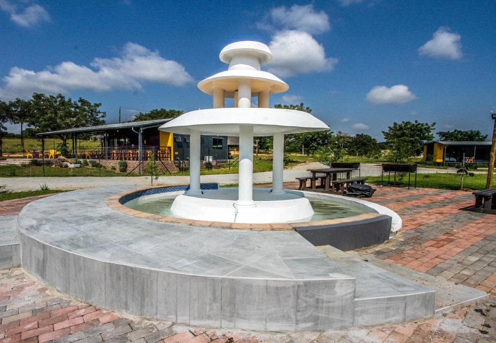 SleepOver Phabeni Gate