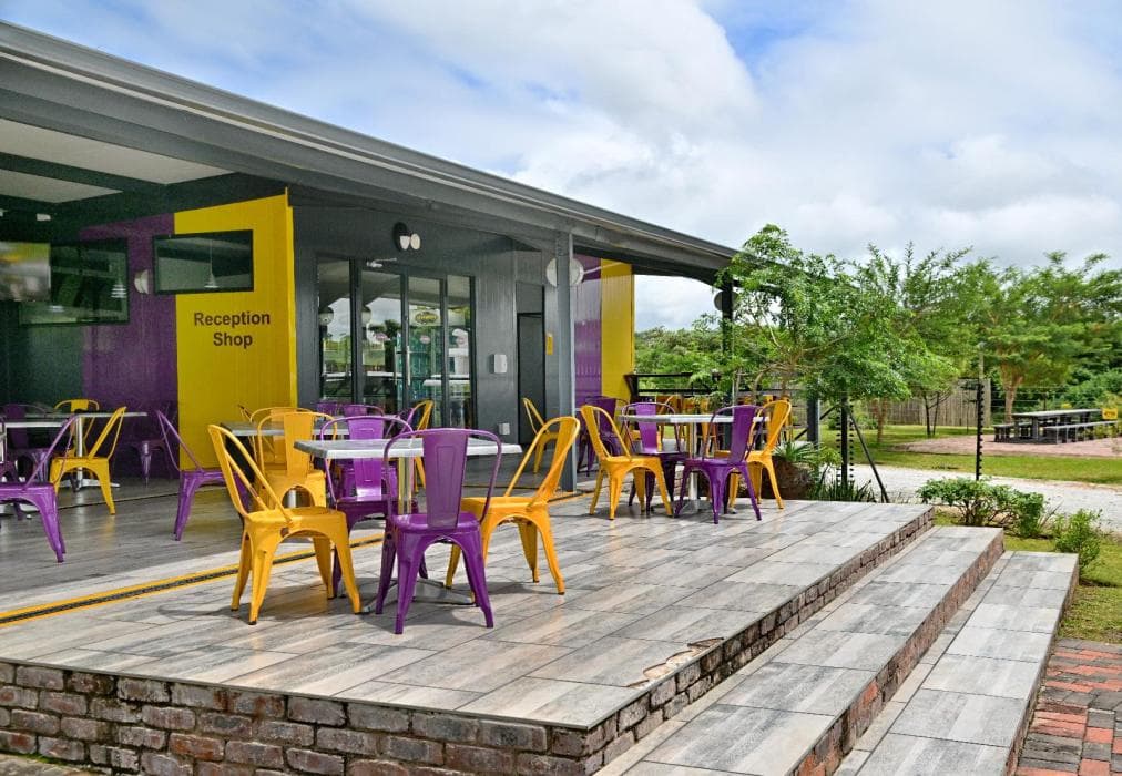 SleepOver Phabeni Gate