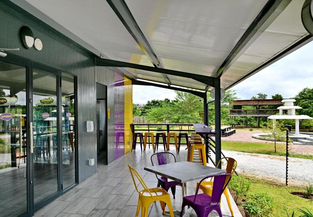 SleepOver Phabeni Gate