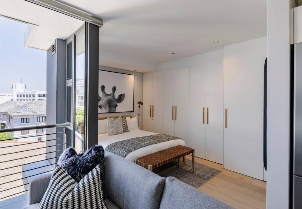 Luxury Studio Apartment501